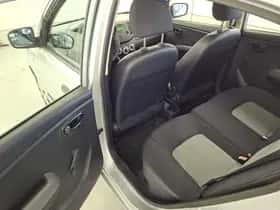 Hyundai i10 (2010) thumbnail 7