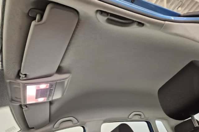 Volkswagen Polo (2005) thumbnail 12