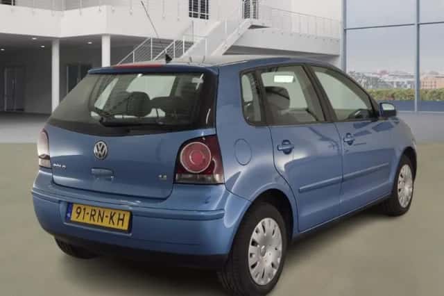 Volkswagen Polo (2005) thumbnail 3