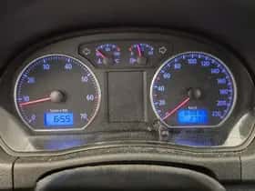 Volkswagen Polo (2005) thumbnail 9