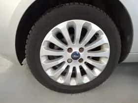 Ford Ka (2011) thumbnail 18