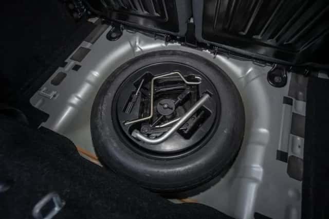 Ford Ka (2011) thumbnail 20