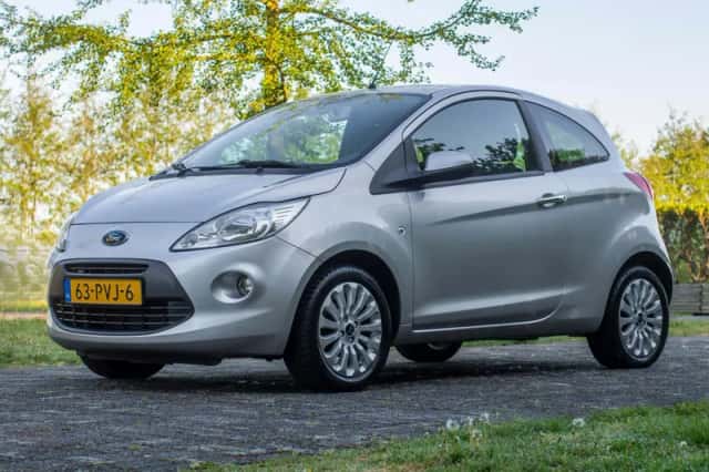 Ford Ka (2011) thumbnail 3