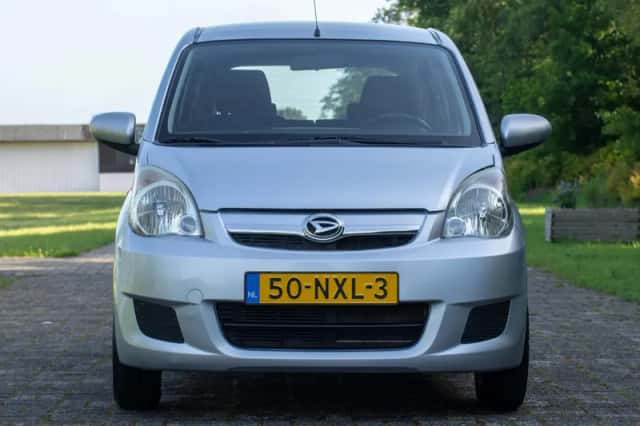 Daihatsu Cuore (2010) thumbnail 8