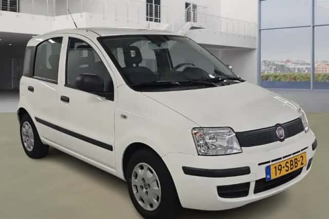 Fiat Panda (2011) thumbnail 2