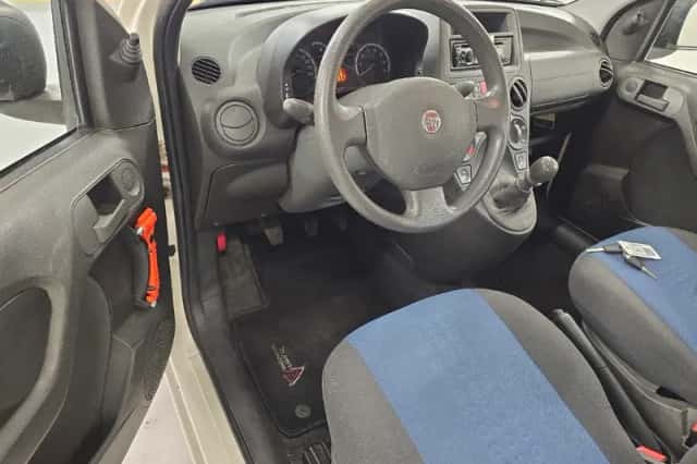 Fiat Panda (2011) thumbnail 5