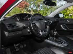 Peugeot 308 (2017) thumbnail 11