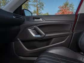 Peugeot 308 (2017) thumbnail 20