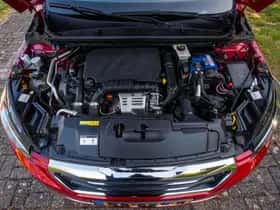 Peugeot 308 (2017) thumbnail 23