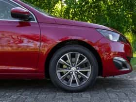 Peugeot 308 (2017) thumbnail 7
