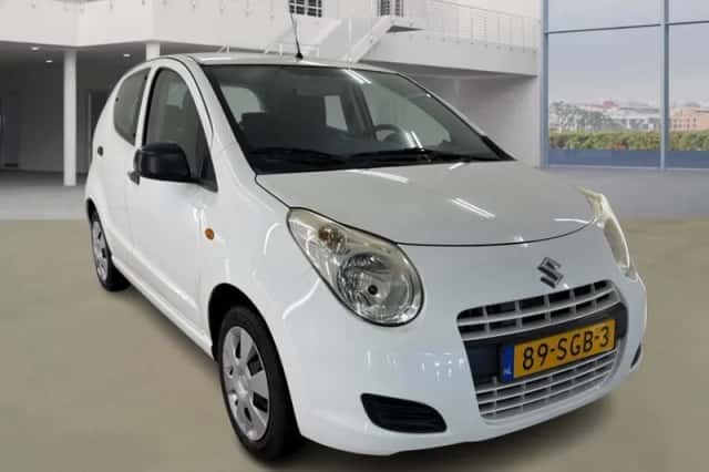Suzuki Alto (2011) thumbnail 2
