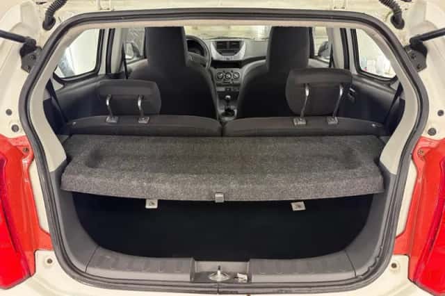 Suzuki Alto (2011) thumbnail 15