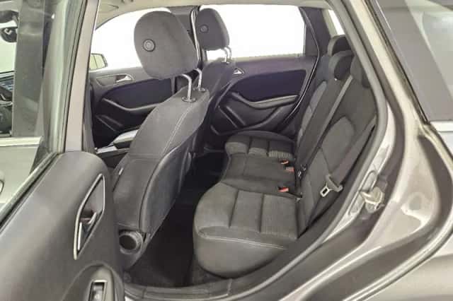 Mercedes-Benz B-Klasse (2013) thumbnail 7