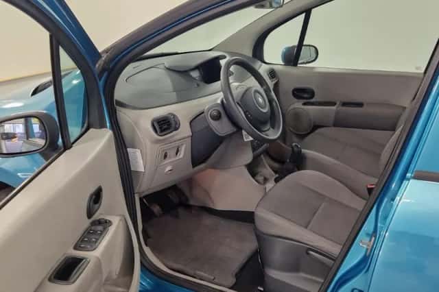 Renault Modus (2006) thumbnail 5
