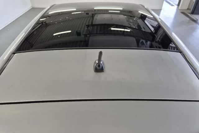 Toyota Yaris (2012) thumbnail 18