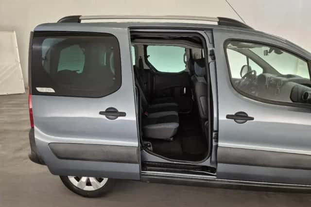 Citroën Berlingo (2011) thumbnail 6