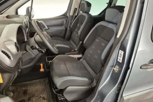 Citroën Berlingo (2011) thumbnail 8