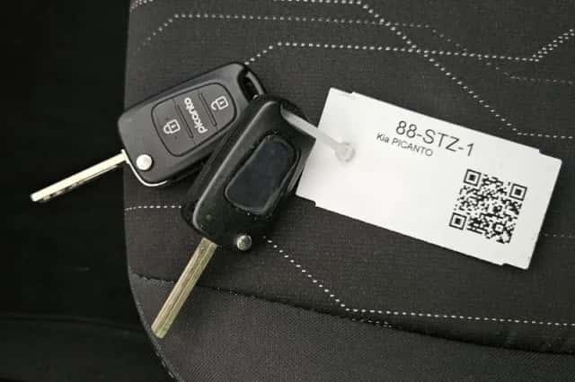 Kia Picanto (2011) thumbnail 17