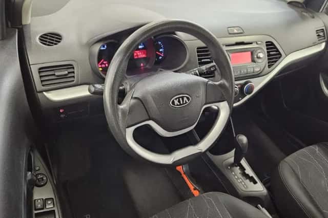 Kia Picanto (2011) thumbnail 5