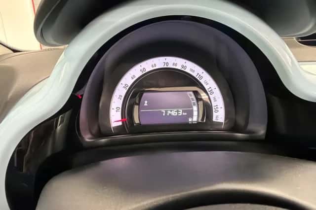 Renault Twingo (2015) thumbnail 13