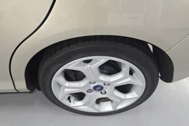 Ford B-Max (2012) thumbnail 16