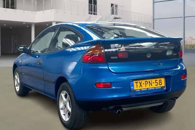 Mazda 323 (1998) thumbnail 4