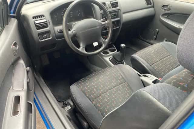 Mazda 323 (1998) thumbnail 6