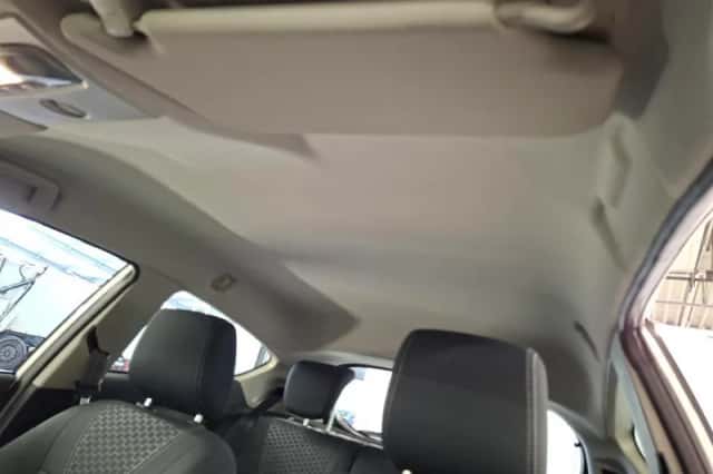 Ford Fiesta (2011) thumbnail 14