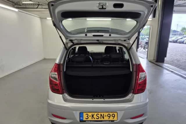 Hyundai i10 (2013) thumbnail 13