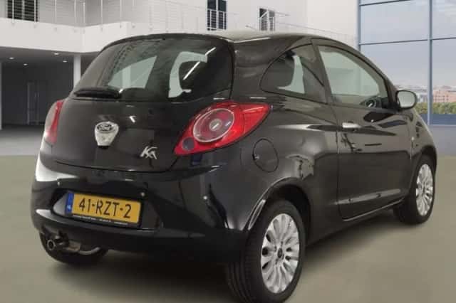 Ford Ka (2011) thumbnail 3