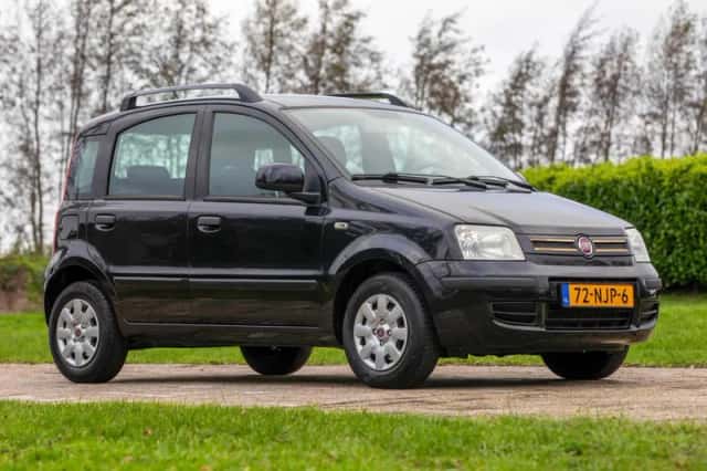 Fiat Panda (2010) thumbnail 2