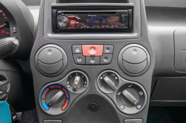 Fiat Panda (2010) thumbnail 16