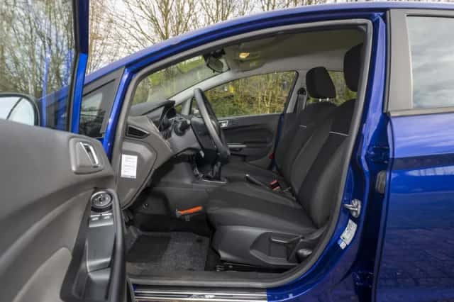 Ford Fiesta (2014) thumbnail 13