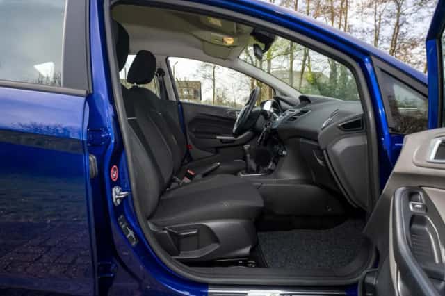 Ford Fiesta (2014) thumbnail 14