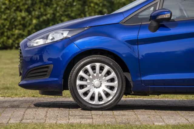 Ford Fiesta (2014) thumbnail 9