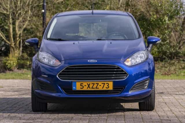 Ford Fiesta (2014) thumbnail 10
