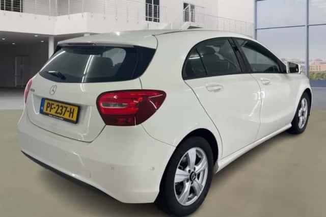 Mercedes-Benz A-Klasse (2017) thumbnail 3