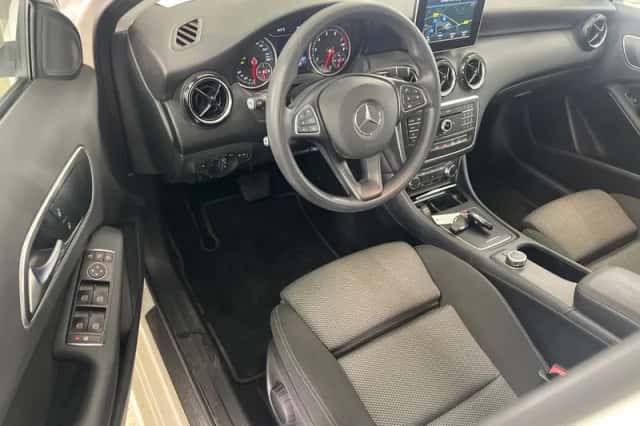 Mercedes-Benz A-Klasse (2017) thumbnail 5