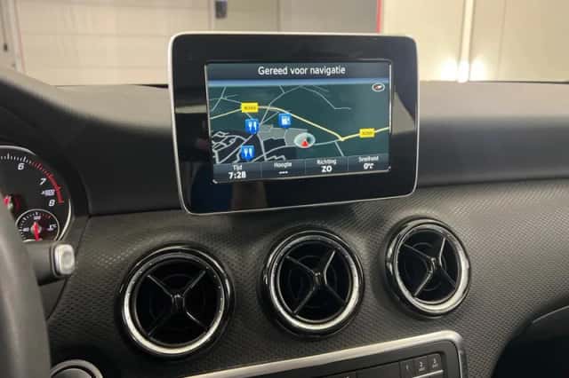 Mercedes-Benz A-Klasse (2017) thumbnail 10