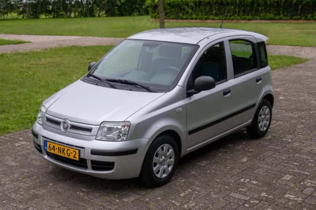 Fiat Panda (2010) thumbnail 3