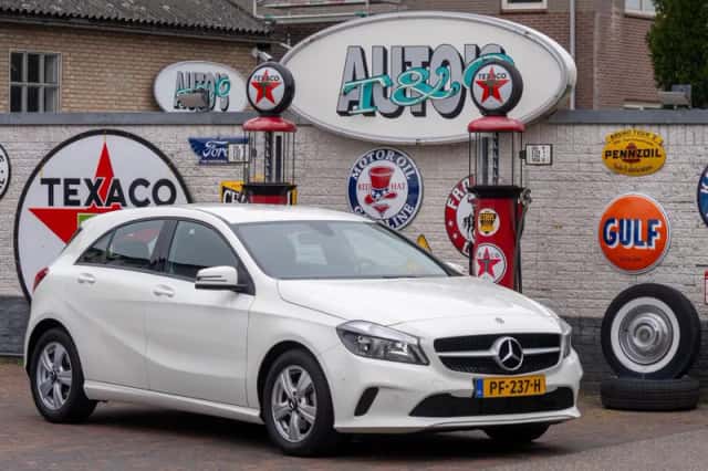 Mercedes-Benz A-Klasse (2017) thumbnail 1