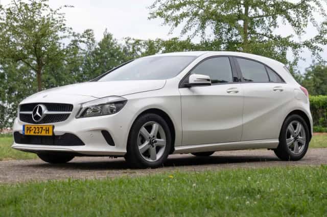 Mercedes-Benz A-Klasse (2017) thumbnail 2