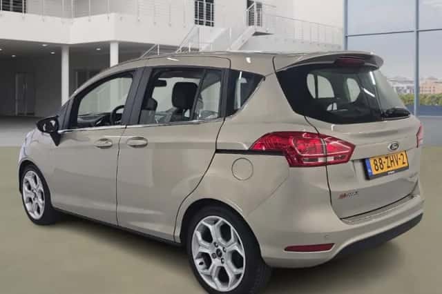 Ford B-Max (2012) thumbnail 4