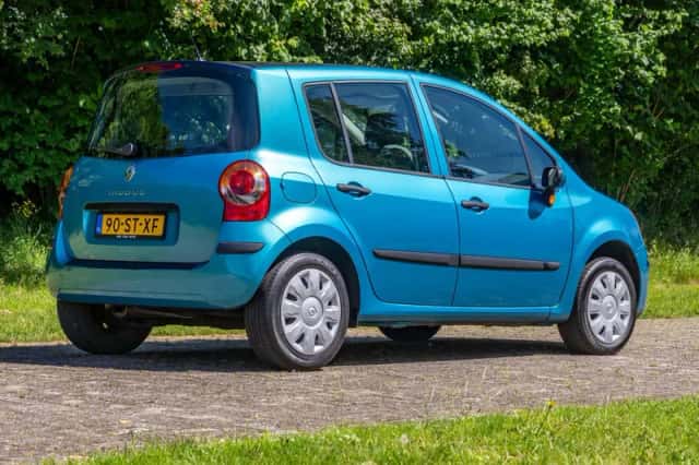 Renault Modus (2006) thumbnail 4