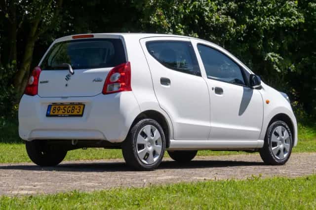 Suzuki Alto (2011) thumbnail 4