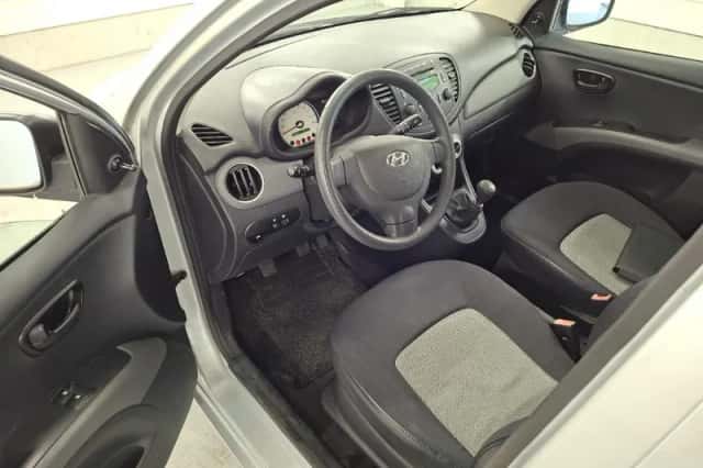 Hyundai i10 (2010) thumbnail 6