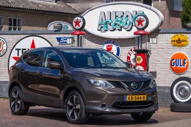 Nissan Qashqai (2016) thumbnail 1