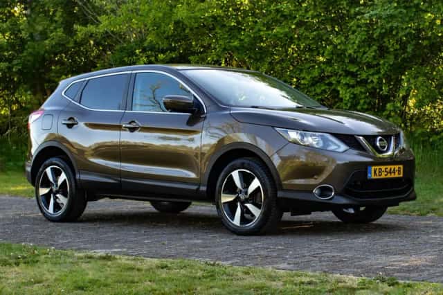 Nissan Qashqai (2016) thumbnail 3