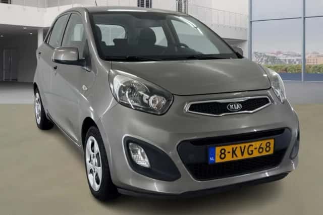 Kia Picanto (2013) thumbnail 2