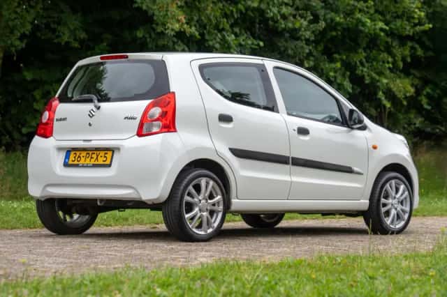 Suzuki Alto (2011) thumbnail 4